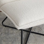 Fauteuil décoratif Pillow | Tissu noir rayé beige | Base en fil métallique | Assise de 67,3 cm de large | Moderne