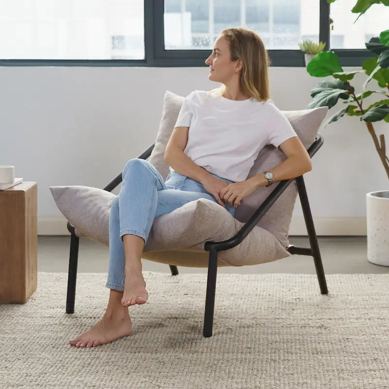 Chaise d'appoint Audrey Metal Sling | Structure en acier, coussin en mousse | 5 couleurs