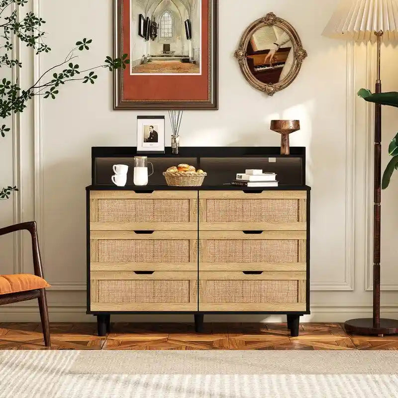 Buffet bahut en rotin bohème à 6 tiroirs avec lumières LED réglables et prise de courant